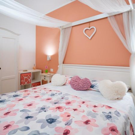 Petali Rosa - Dimora Peonia Villa Polignano a Mare Buitenkant foto